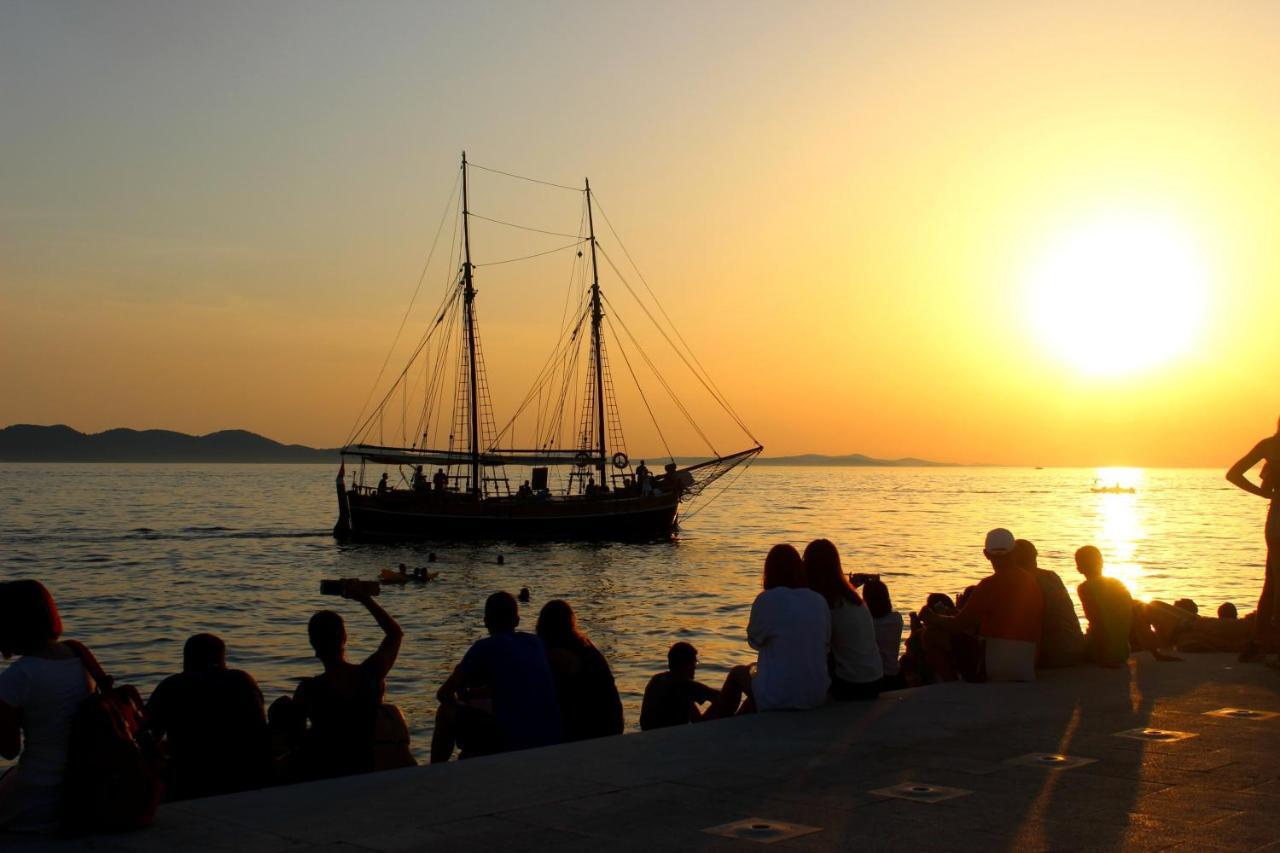 Apartmani Pleasure 1 I 2 Zadar Buitenkant foto