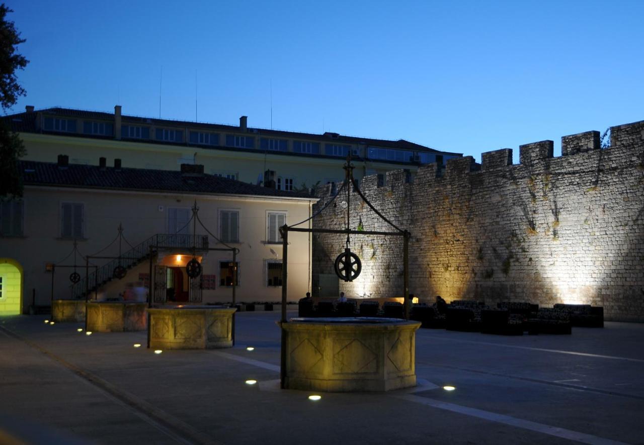 Apartmani Pleasure 1 I 2 Zadar Buitenkant foto