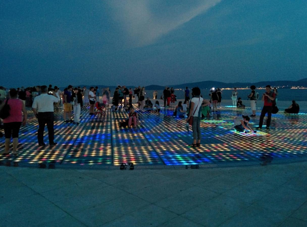 Apartmani Pleasure 1 I 2 Zadar Buitenkant foto